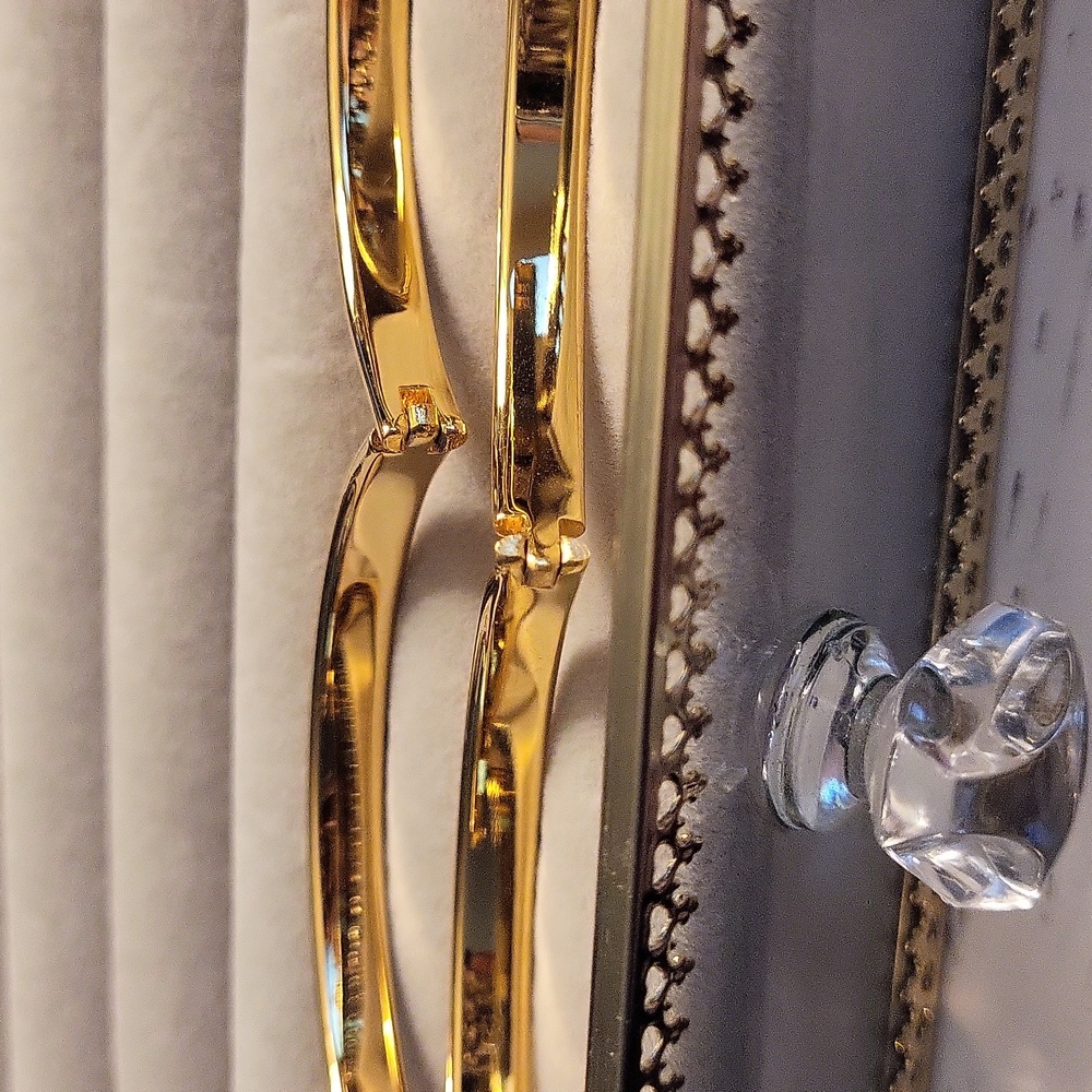Gold Filled Bangle Braclets (Goldfilled Is Gold Over Solid Metal) Last For Yrs - Picture 13 of 15